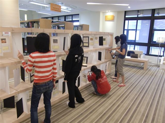 2013世界書香日 藏書票展覽 15(另開新視窗/jpg檔)圖片