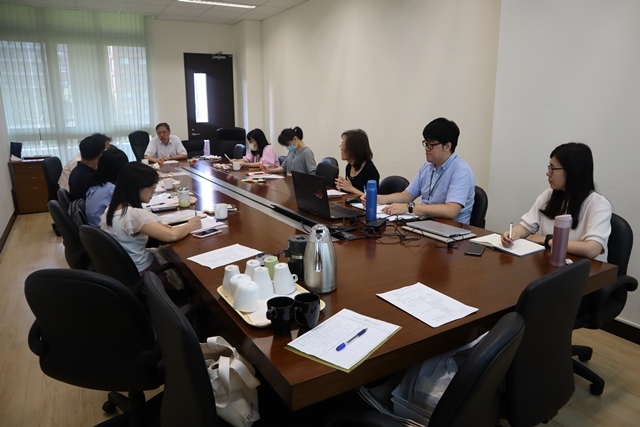 109學年度 第一次圖書諮詢委員會 2(另開新視窗/jpg檔)圖片