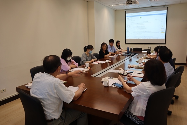 109學年度 第一次圖書諮詢委員會 11(另開新視窗/jpg檔)圖片