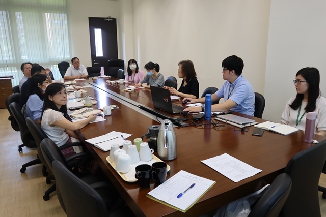 109學年度 第一次圖書諮詢委員會 14(另開新視窗/jpg檔)圖片