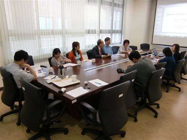 100學年度 第五次圖書諮詢委員會 2(另開新視窗/jpg檔)圖片