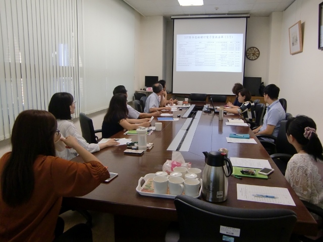 107學年度 第一次圖書諮詢委員會 5(另開新視窗/jpg檔)圖片