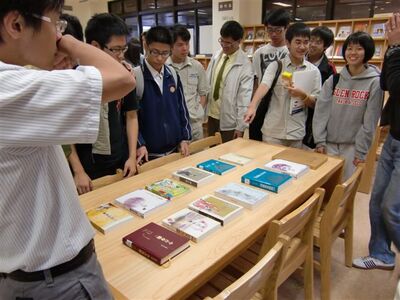 2011-11-22 古籍經典主題書展 (馬偕醫學院)