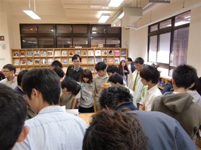 2011-11-22 古籍經典主題書展 (馬偕醫學院)(另開新視窗/jpg檔)圖片