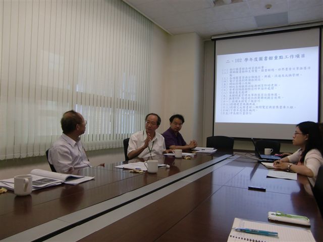 102學年度 第一次圖書諮詢委員會 4(另開新視窗/jpg檔)圖片