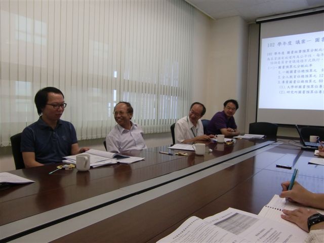102學年度 第一次圖書諮詢委員會 6(另開新視窗/jpg檔)圖片