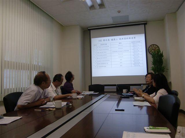 102學年度 第一次圖書諮詢委員會 10(另開新視窗/jpg檔)圖片