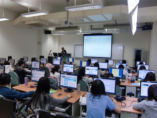 99-10-08 HyRead 資料庫1