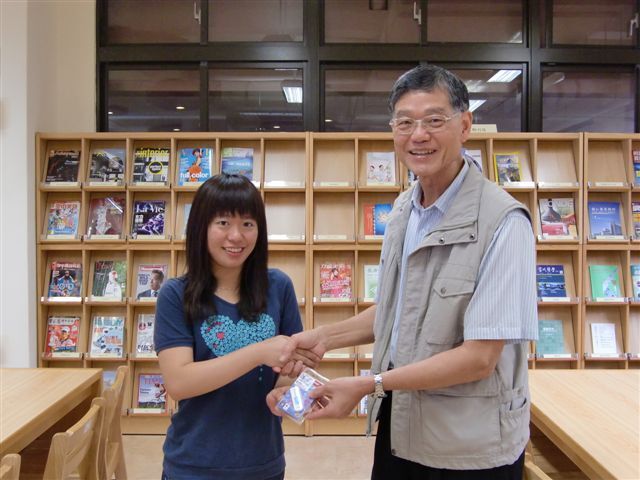 2011世界書香日 多媒體票選活動頒獎 2(另開新視窗/jpg檔)圖片
