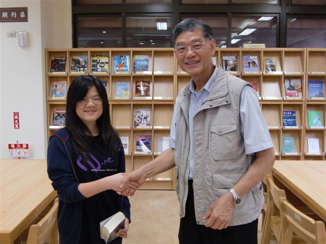 2011世界書香日 多媒體票選活動頒獎 5(另開新視窗/jpg檔)圖片