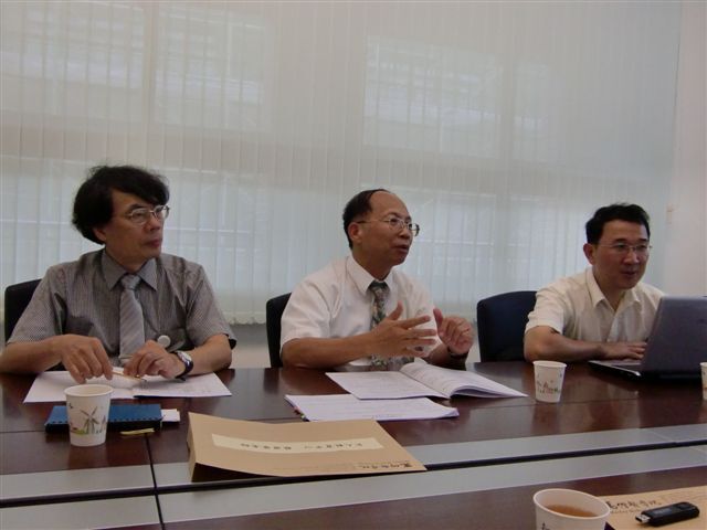 99學年度 第一次圖書諮詢委員會 6(另開新視窗/jpg檔)圖片