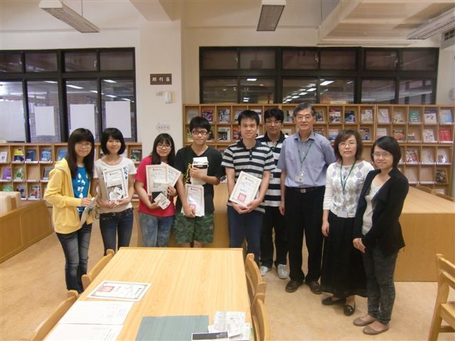 2012世界書香日頒獎 10(另開新視窗/jpg檔)圖片