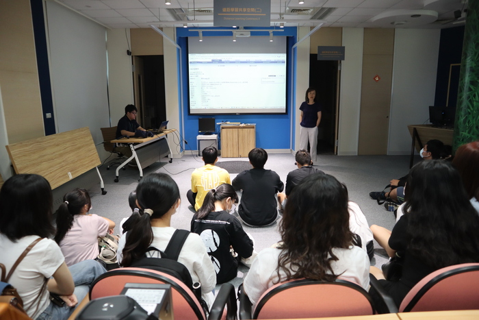 112_0918_視光學系_新生圖書館導覽 3