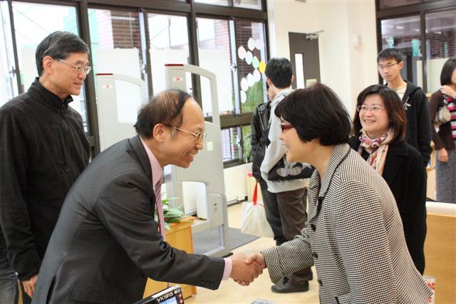 2010-11-24 重新開幕啟用感恩禮拜(另開新視窗/jpg檔)圖片