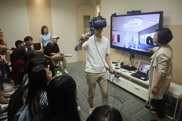108-09-18 解剖資料庫VR_聽語一 15(另開新視窗/jpg檔)圖片