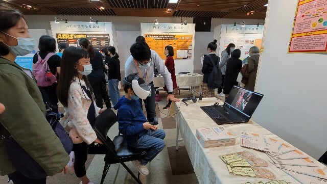2020-12-12 2020年中華民國圖書館學會海報展(另開新視窗/jpg檔)圖片