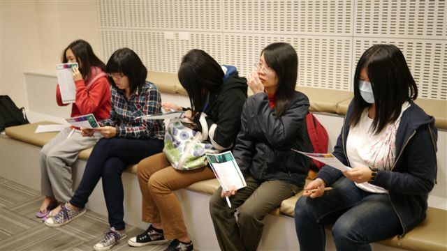 2013圖書館週頒獎 醫學圖鑑大考驗(另開新視窗/jpg檔)圖片