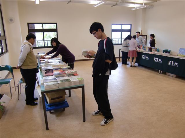2011世界書香日 愛書市集 10(另開新視窗/jpg檔)圖片
