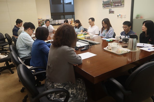 107學年度 第三次圖書諮詢委員會 1(另開新視窗/jpg檔)圖片